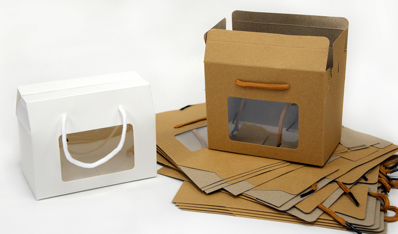 ΚΟΥΤΙ ΜΕ ΠΑΡΑΘΥΡΟ ΖΕΛΑΤΙΝΑ ΚΑΙ ΧΕΡΟΥΛΙ ΚΟΡΔΟΝΙ 15cm x 11cm x 9cm 0402138