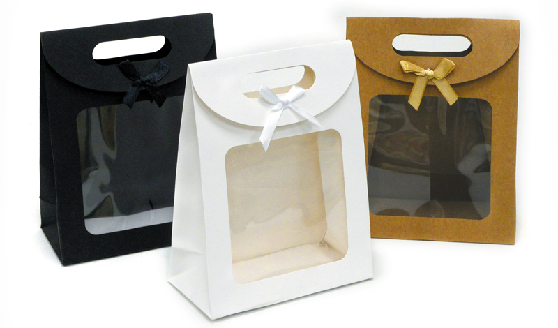 ΤΣΑΝΤΑ ΧΑΡΤΙΝΗ ΜΕ ΠΑΡΑΘΥΡΟ ΚΑΙ ΦΙΟΓΚΟ 14cm x 20cm x 7cm 0402149