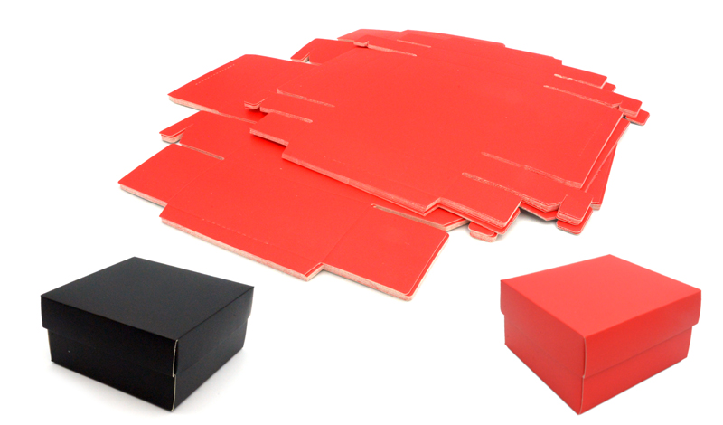 ΧΑΡΤΙΝΟ ΚΟΥΤΙ ME KAΠΑΚΙ 8cm x 8cm x 5cm 0402234