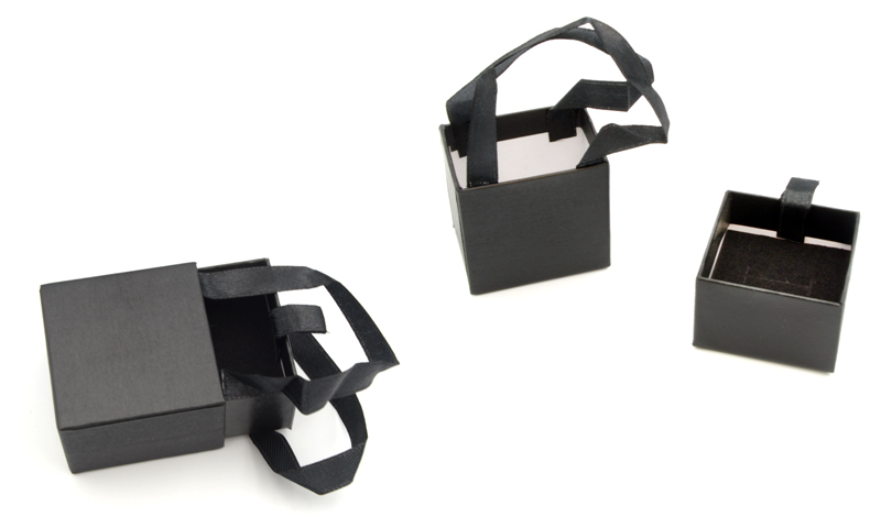 ΚΟΥΤΙ ΤΣΑΝΤΑΚΙ ΔΑΧΤΥΛΙΔΙΟΥ ΣΥΡΤΑΡΩΤΟ ΜΕ ΧΕΡΟΥΛΙΑ 5cm x 5cm x 3.5cm 0402290