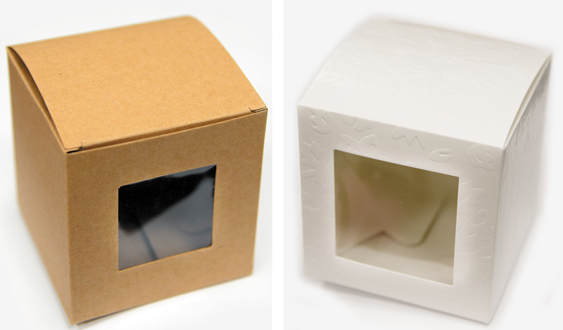 ΚΟΥΤΙ ΚΥΒΟΣ ΧΑΡΤΙΝΟ ΜΕ ΠΑΡΑΘΥΡΟ ΖΕΛΑΤΙΝΑ ΜΕΓΑΛΟ 10cm 0506219