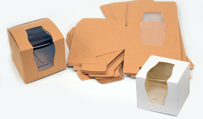 ΚΟΥΤΙ ΧΑΡΤΙΝΟ ΜΕ ΖΕΛΑΤΙΝΑ ΠΑΡΑΘΥΡΟ ΜΙΚΡΟ 6.5cm x 6.5cm x 6cm 0506249