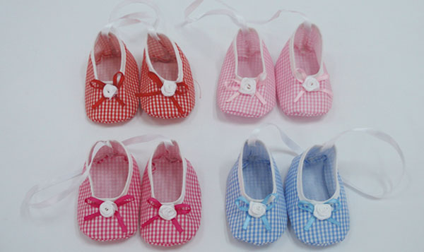 ΠΑΠΟΥΤΣΑΚΙΑ ΖΕΥΓΑΡΙ ΚΑΡΟ 10cm x 5.5cm 0520056