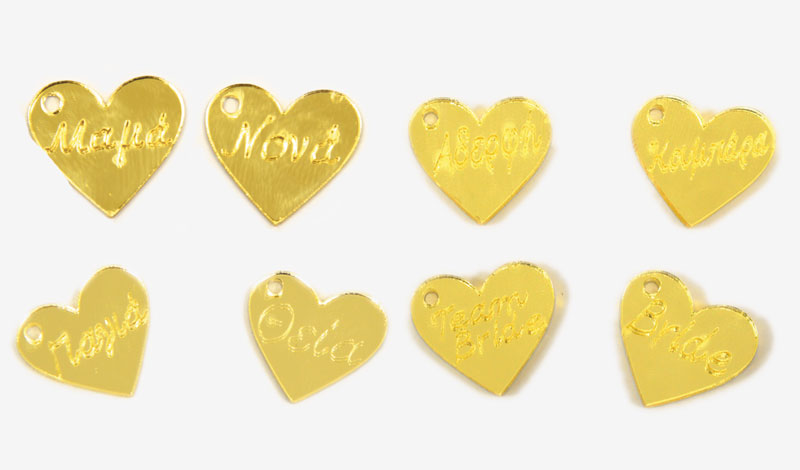 ΚΑΡΔΙΑ ΠΛΕΞΙΓΚΛΑΣ ΜΕ ΟΝΟΜΑΤΑ ΧΡΥΣΟ 2.1cm x 1.9cm 0529018