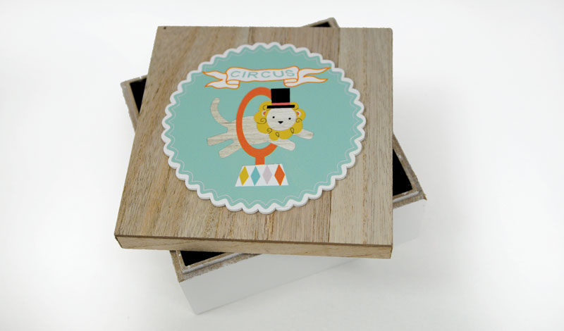 ΞΥΛΙΝΟ ΚΟΥΤΙ ΜΕ ΚΑΠΑΚΙ ΤΣΙΡΚΟ 15cm RS-190047A 0621267