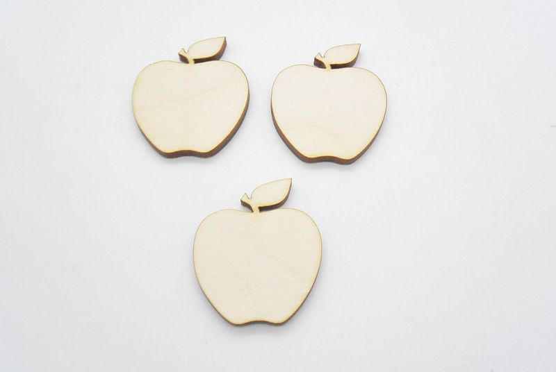 Ξύλινο διακοσμητικό μήλο (5123217)