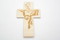 Ξύλινος Σταυρός με χαραγμένο τον Ιησού (159966105)